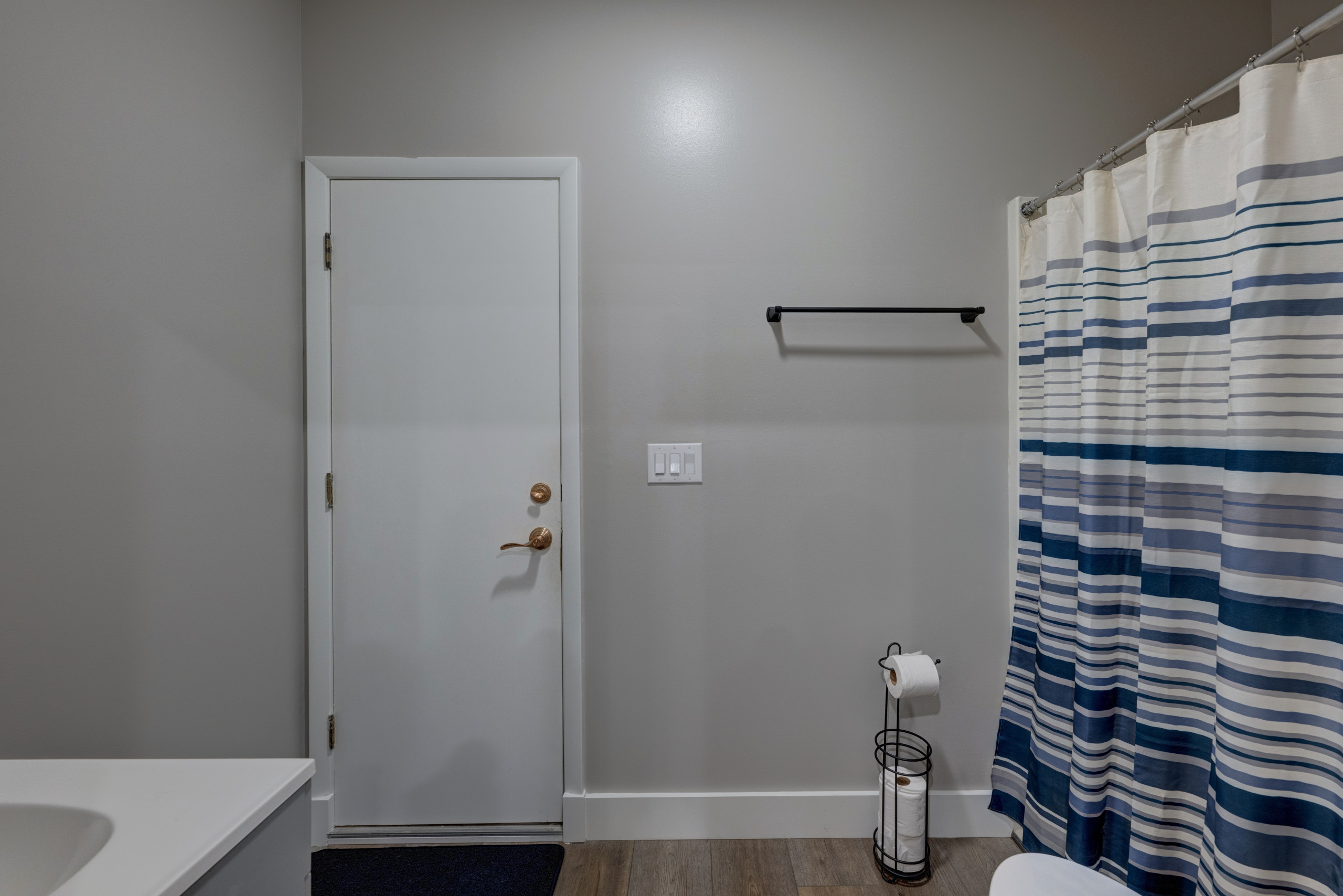 451 Caney Creek Drive - Bathroom, Kitchen, Flooring