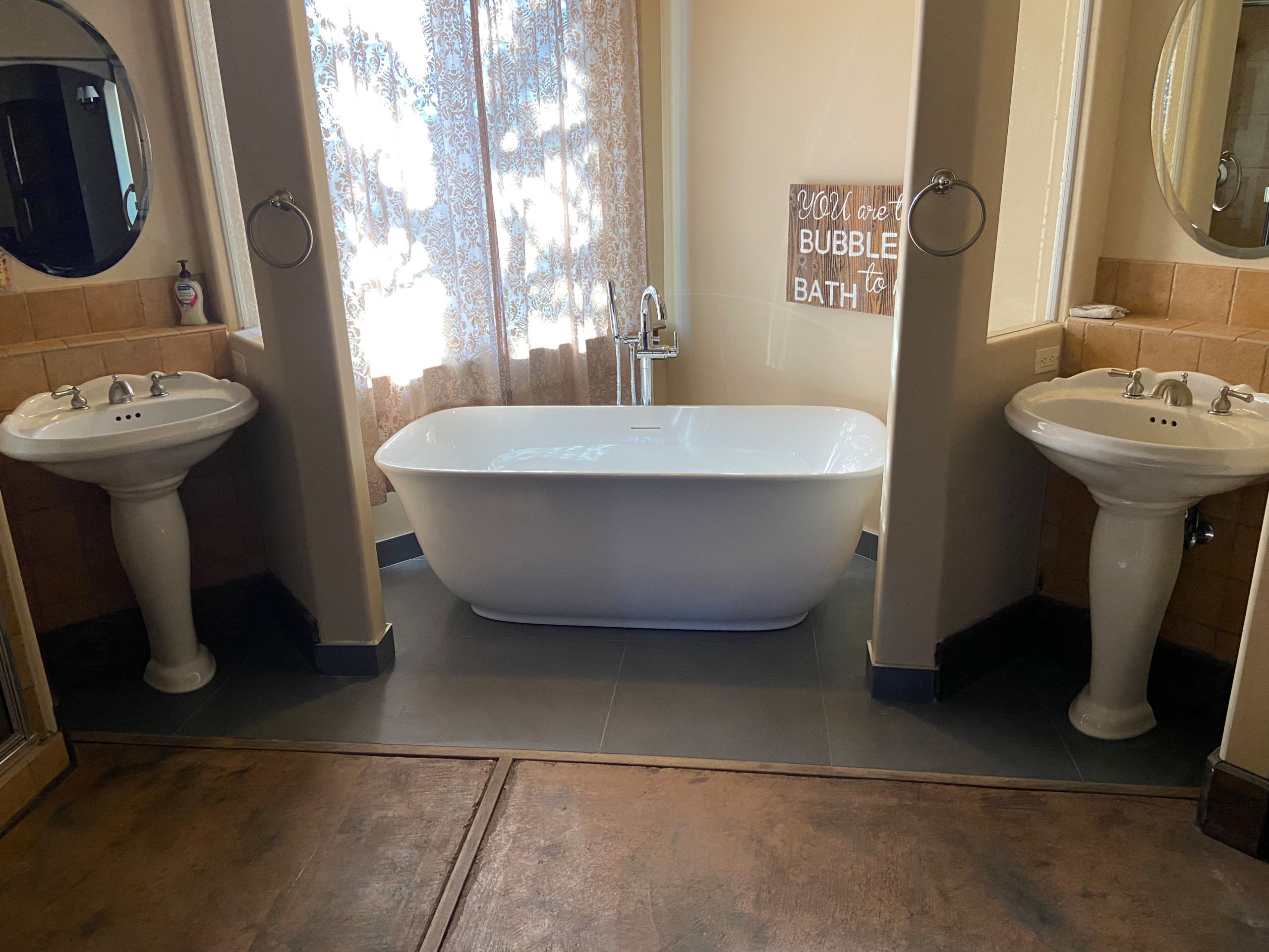 Redmond Kitchen & Bathroom Remodel