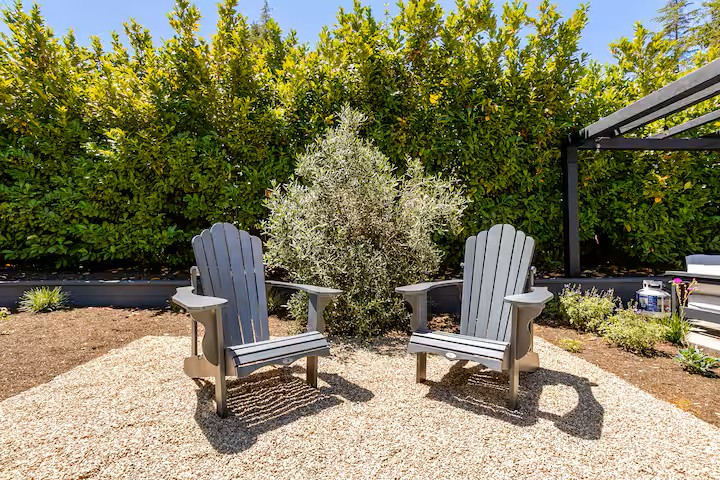 Sebastopol Backyard Retreat