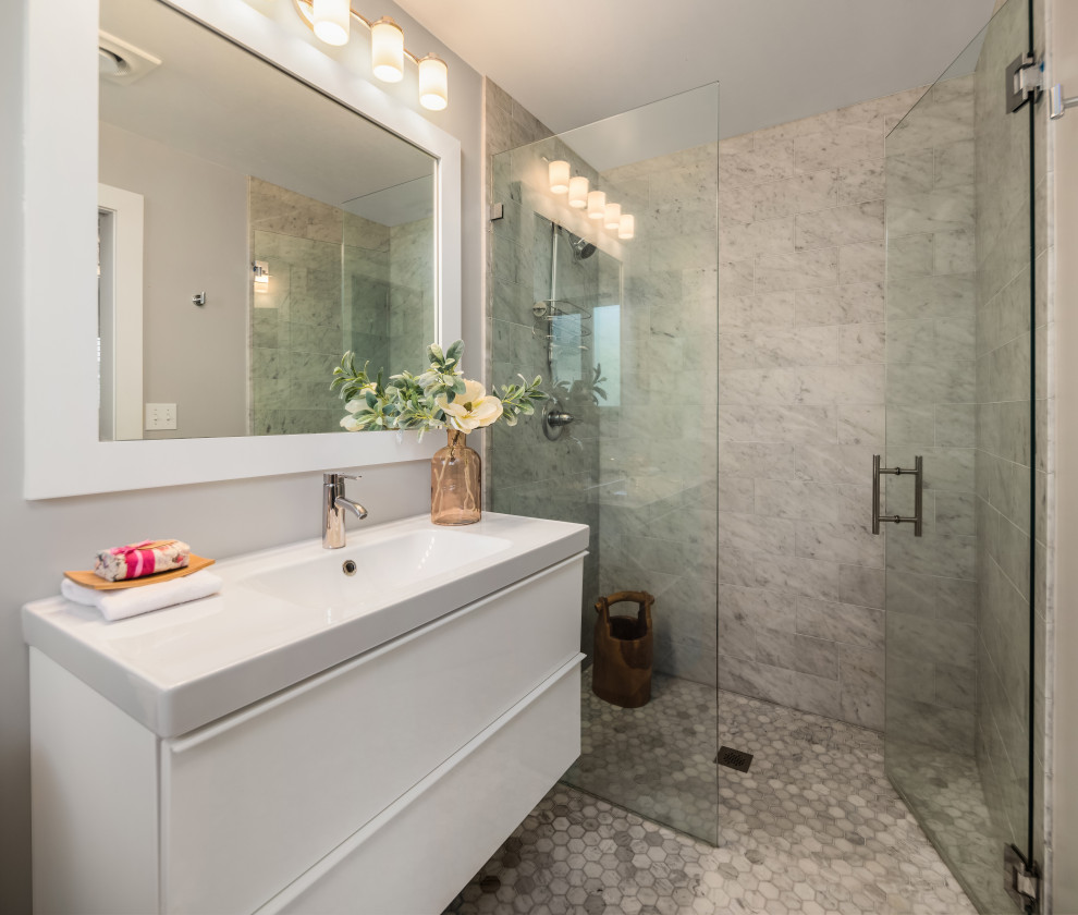 Bellevue Rambler - Contemporary - Bathroom - Seattle - by Seattle ...