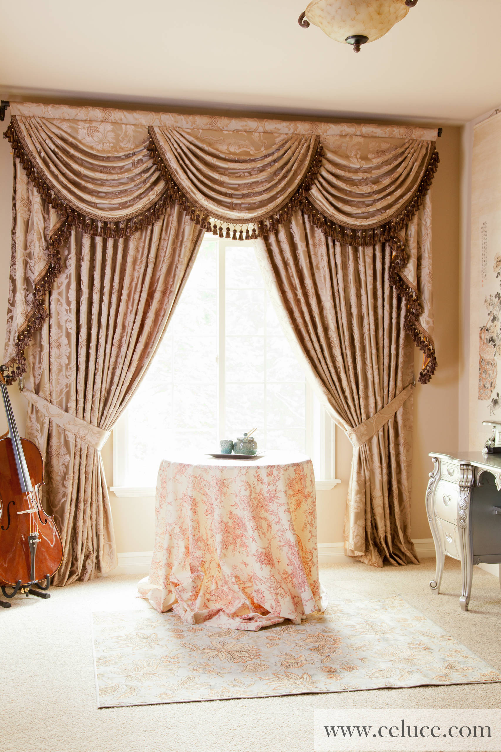 Swags And Tails Curtains - Photos & Ideas | Houzz