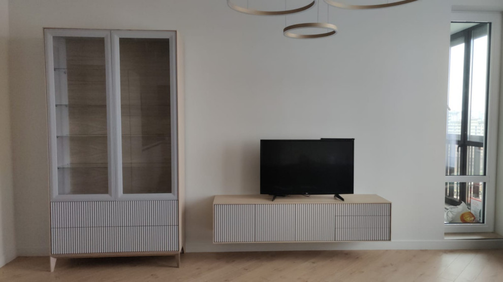 Шкаф - витрина коллекция The one