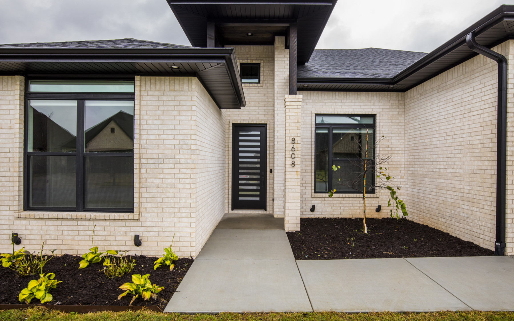 ST107_8608 W Birdsong Ln