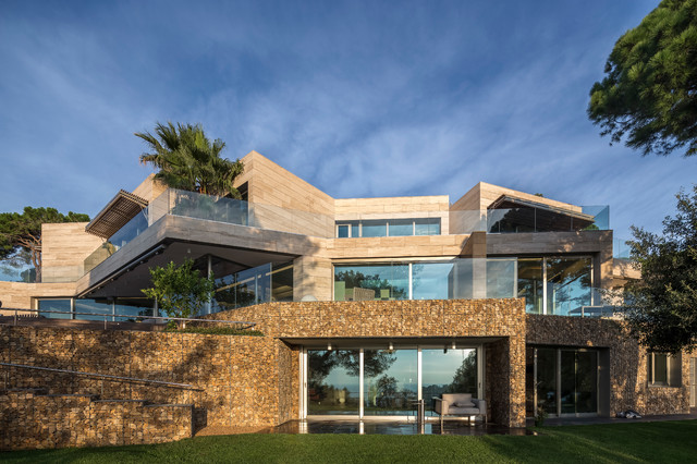 CASA LLORELL contemporain-facade