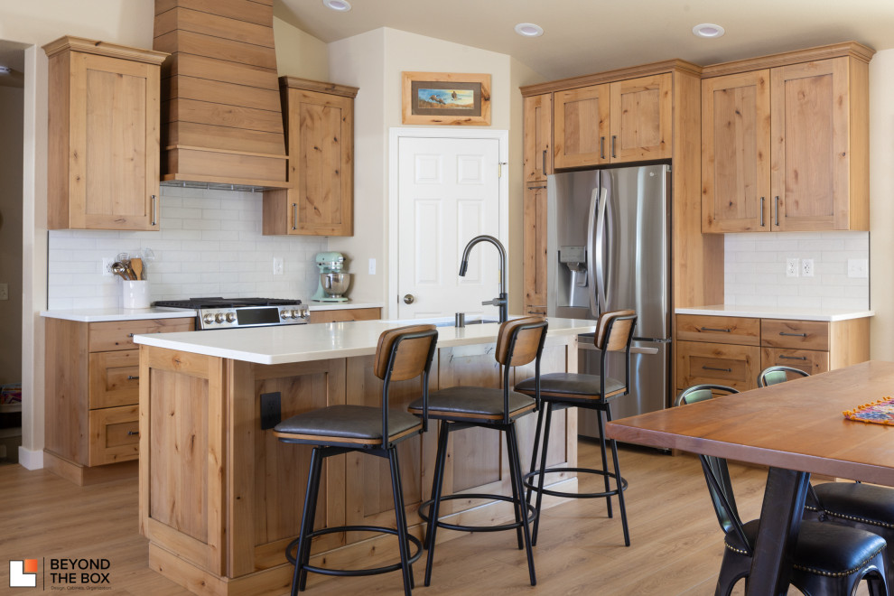 Kitchen - rustic kitchen idea