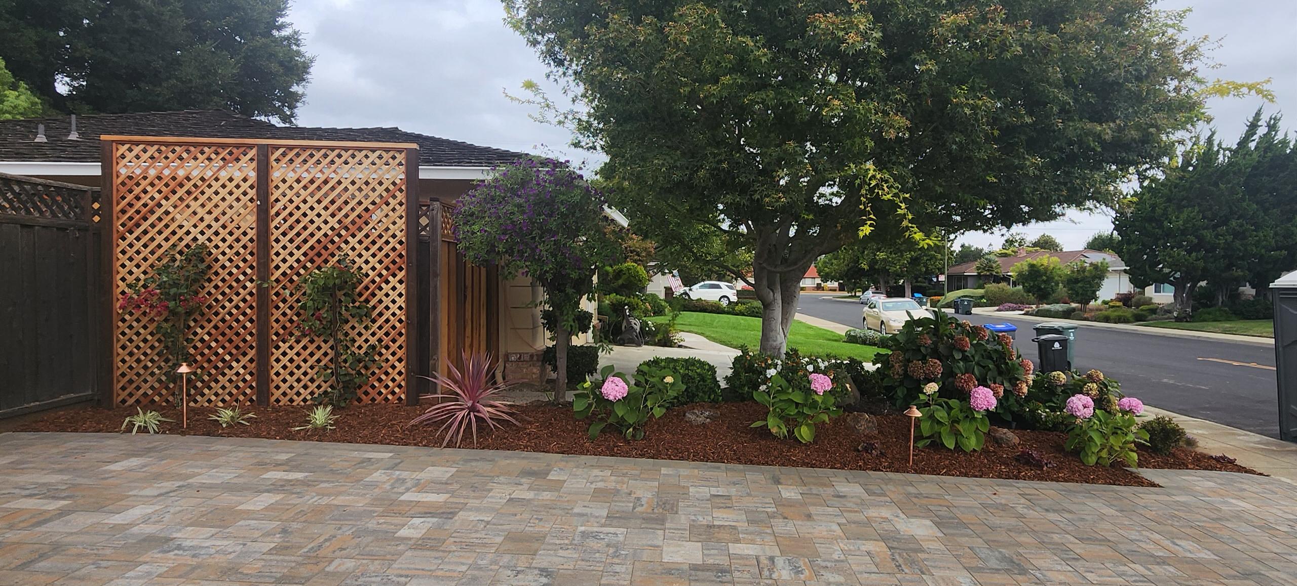 Front Yard Landscapes