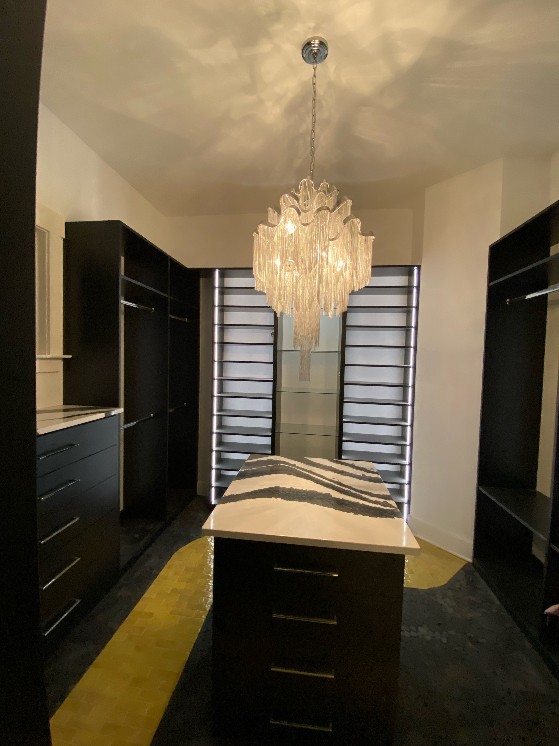 Yellow Brick Road Black Dressing Room