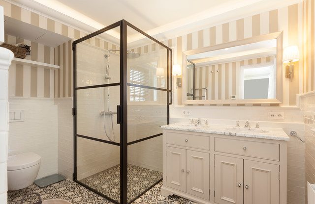 Bettina Schmid classique-chic-salle-de-bain