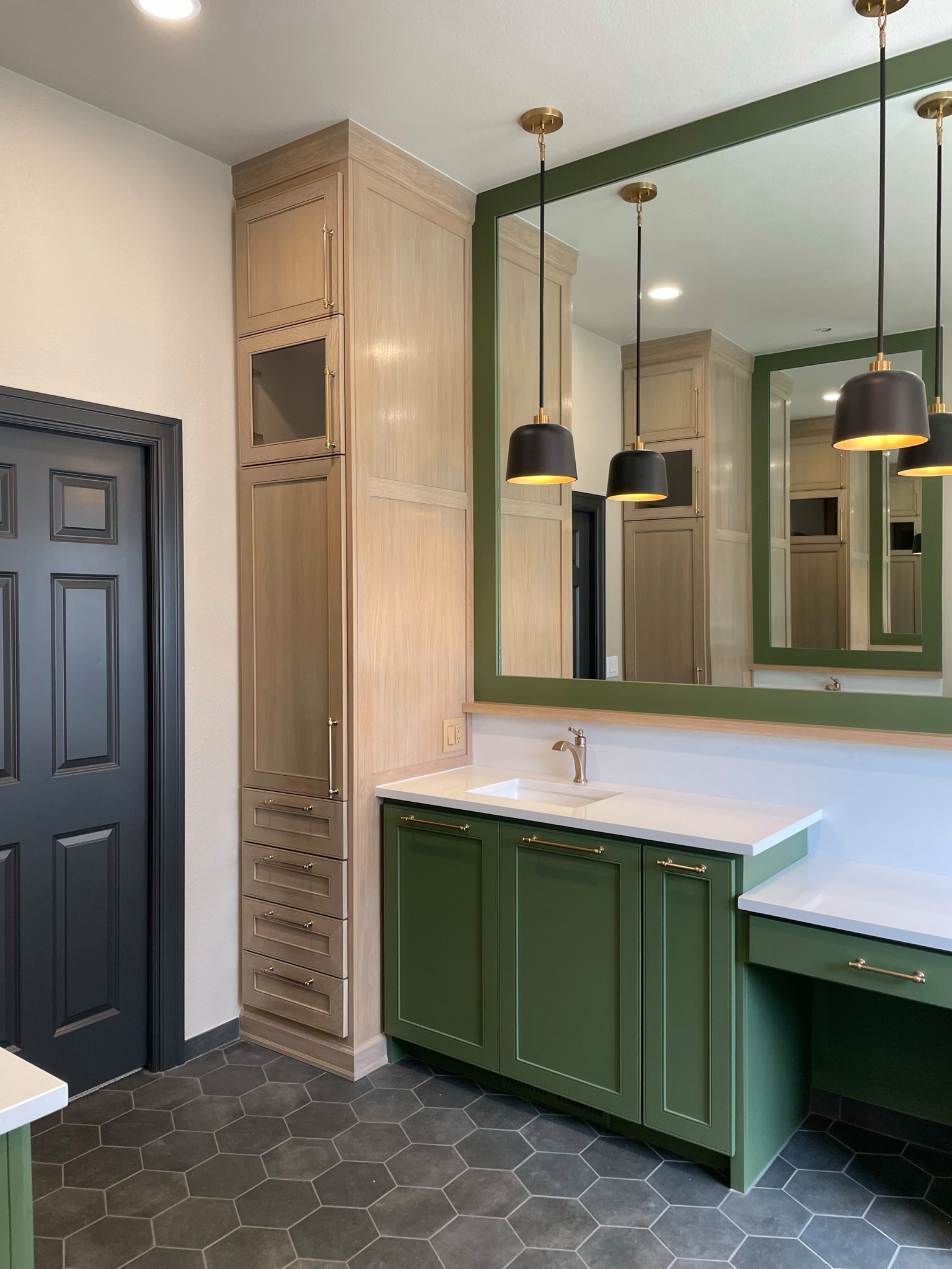 Hunter's Creek Primary Suite