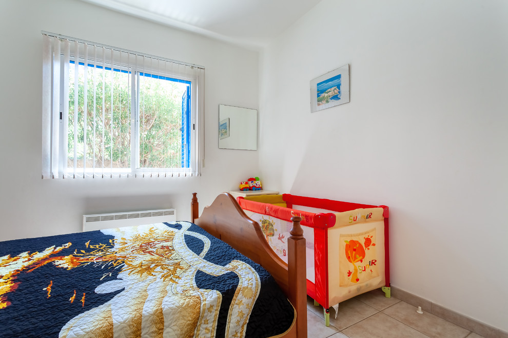 Kings Avenue Apartment