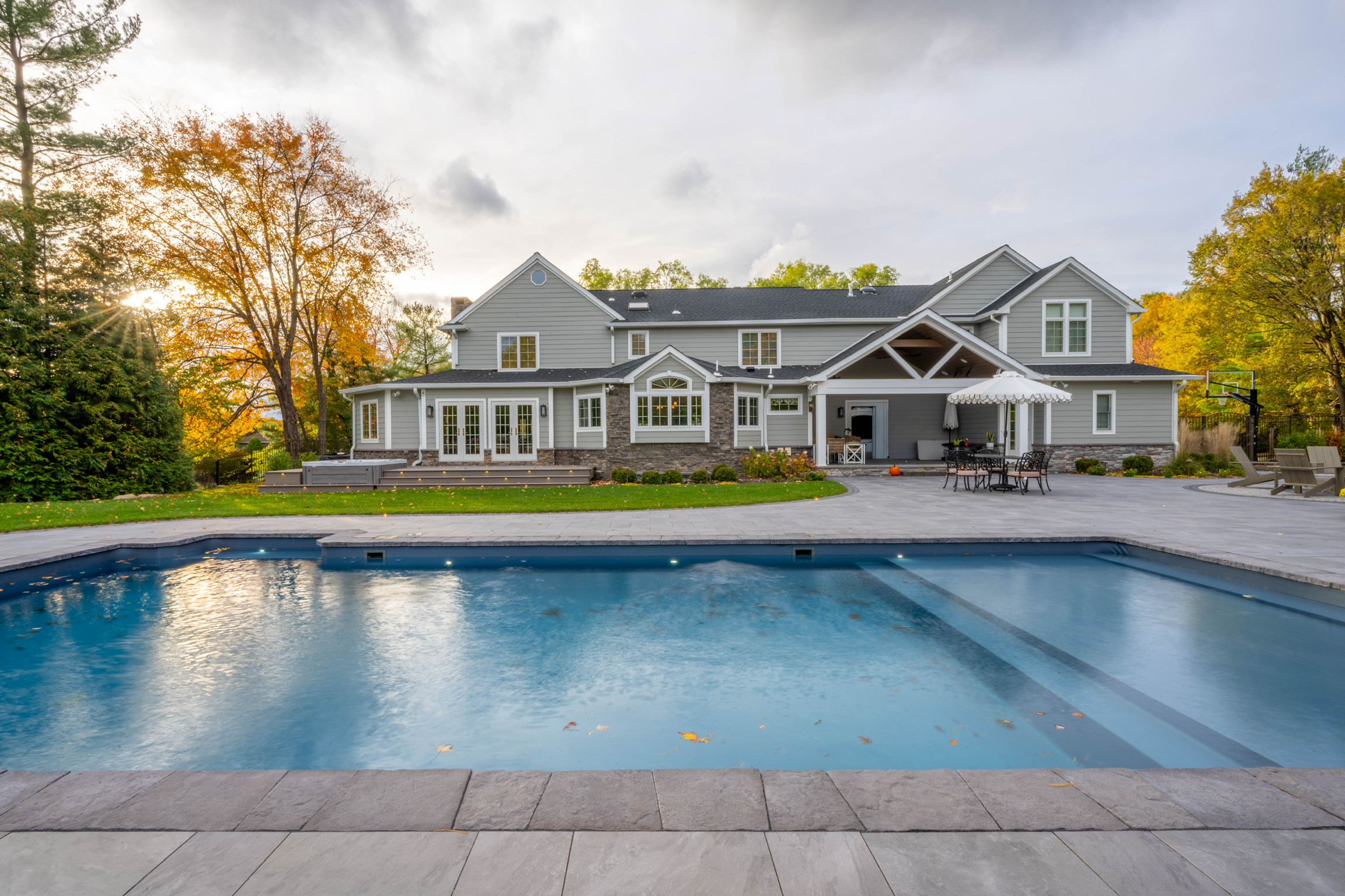 Porcelain Paradise with a Party Pavilian