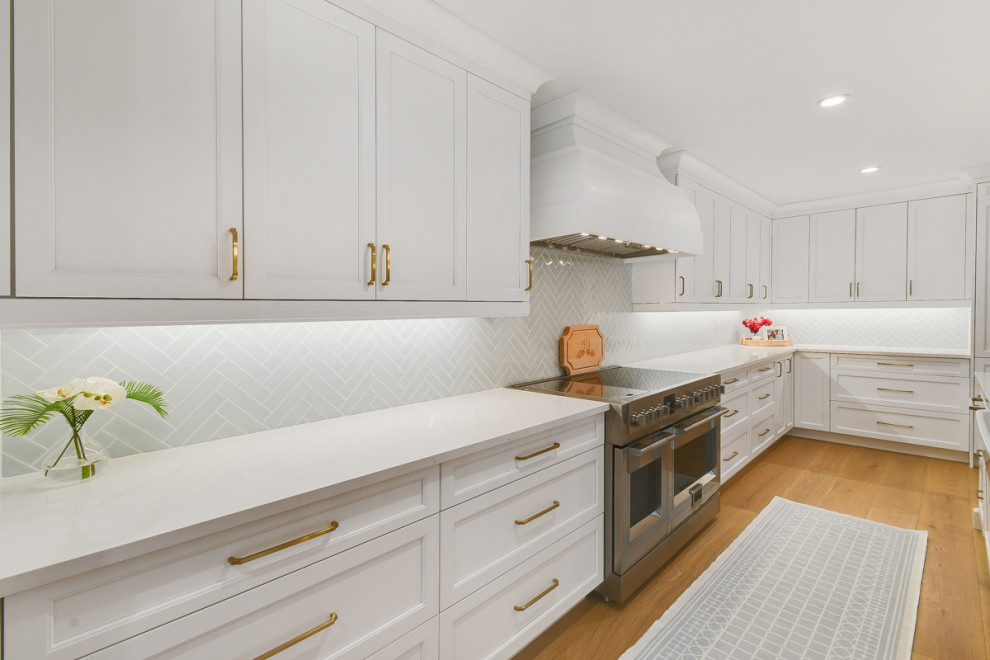 Inspiration for a transitional kitchen remodel in Miami