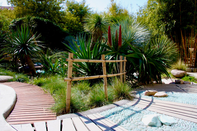 Snake deck & galet de porphyre ou rivi&egrave;re enchant&eacute;e ? mediterran-garten