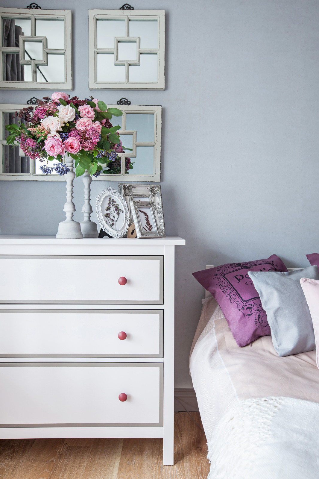 Двухкомнатная квартира "Времена года"