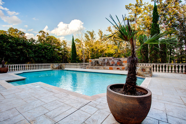 Valley Falls Estate classico-piscina
