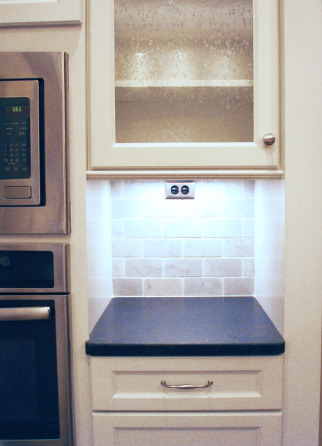 Lighted nook classique-cuisine
