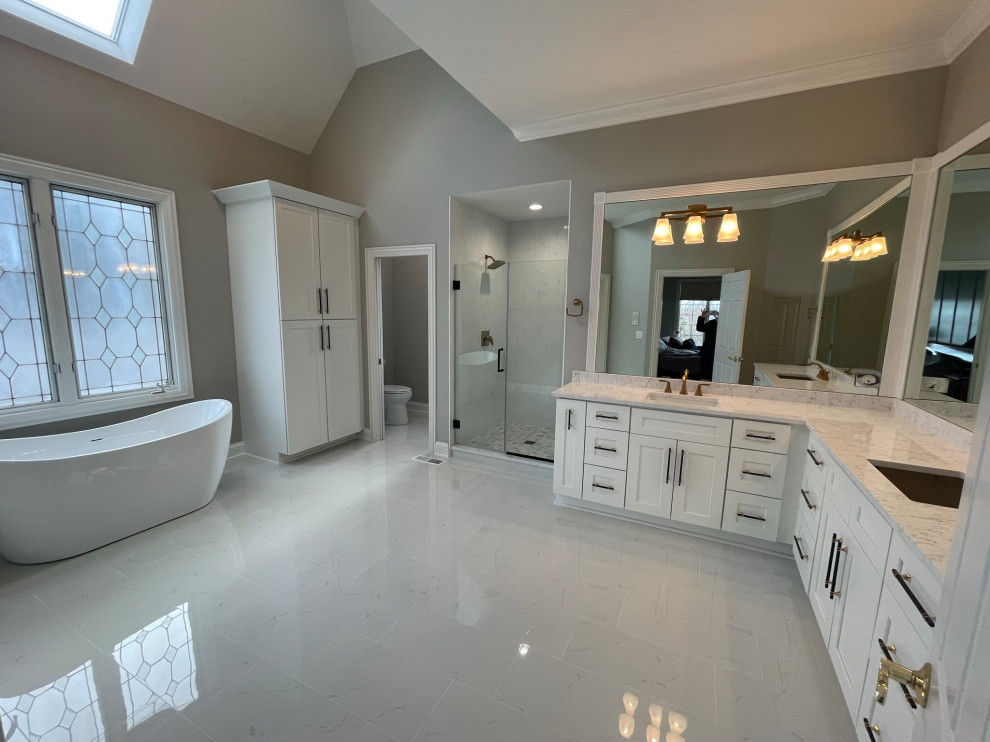 Large Master Bathroom - Transitional - Bathroom - Chicago - by EnVie ...