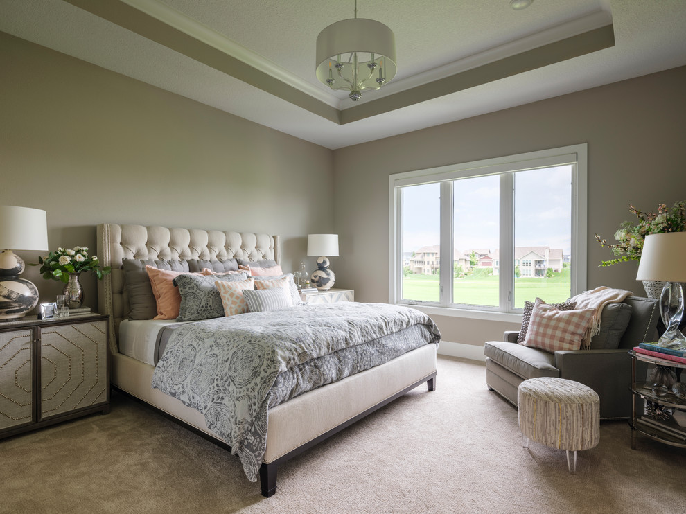 Bedroom - transitional bedroom idea