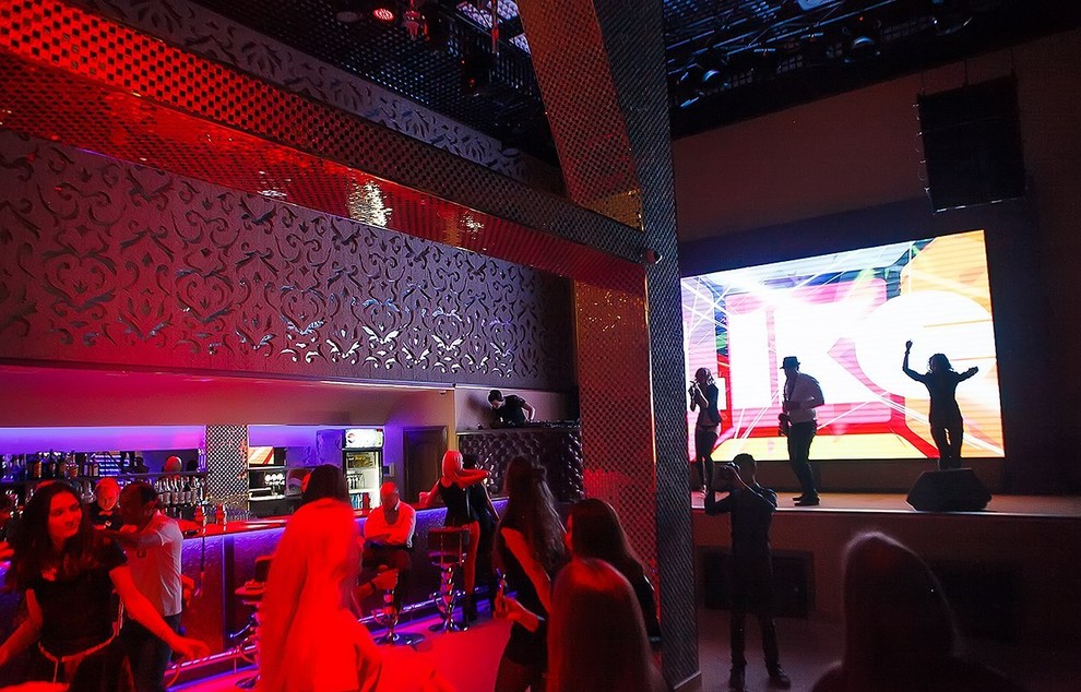 LIKE Resto-Club & Lounge