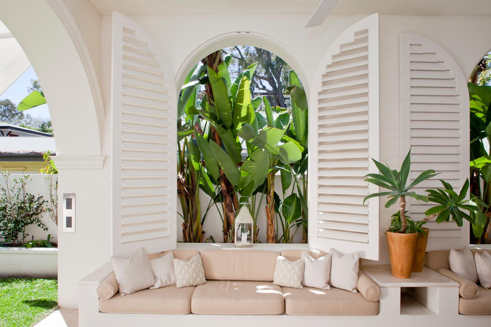 This is an example of a beach style verandah in Gold Coast - Tweed.