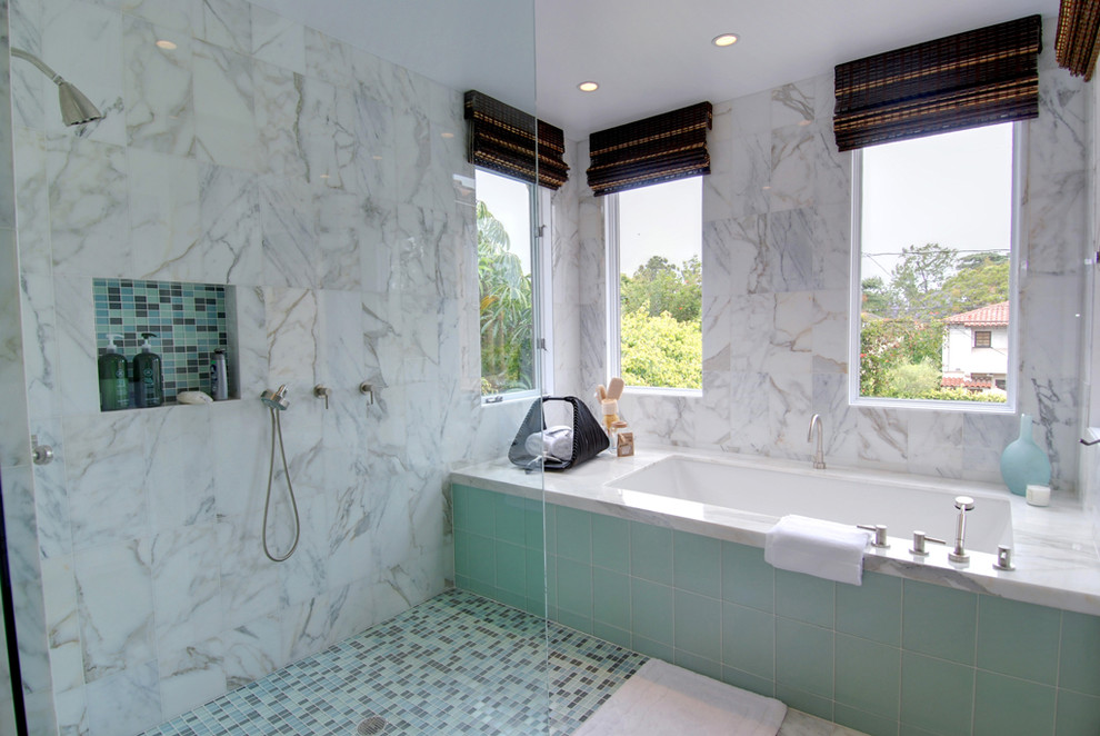 This is an example of a contemporary bathroom in Los Angeles with an open shower and an open shower.