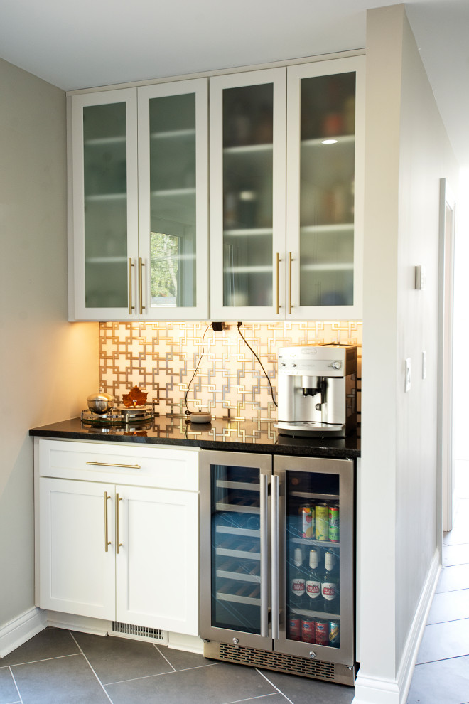 Example of a transitional kitchen design in Indianapolis