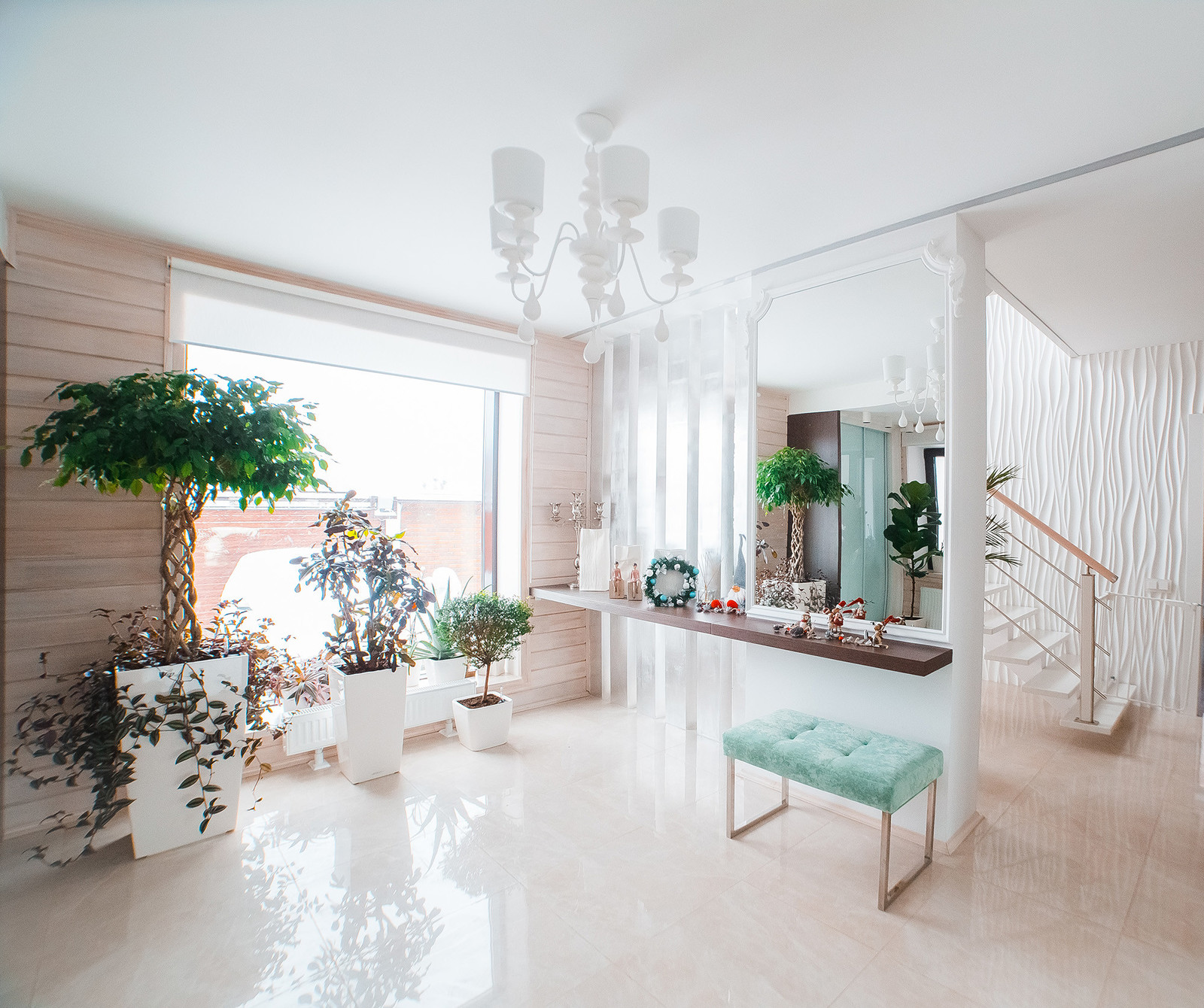 Интерьер коттеджа  300 кв. м   на Танковомкольце