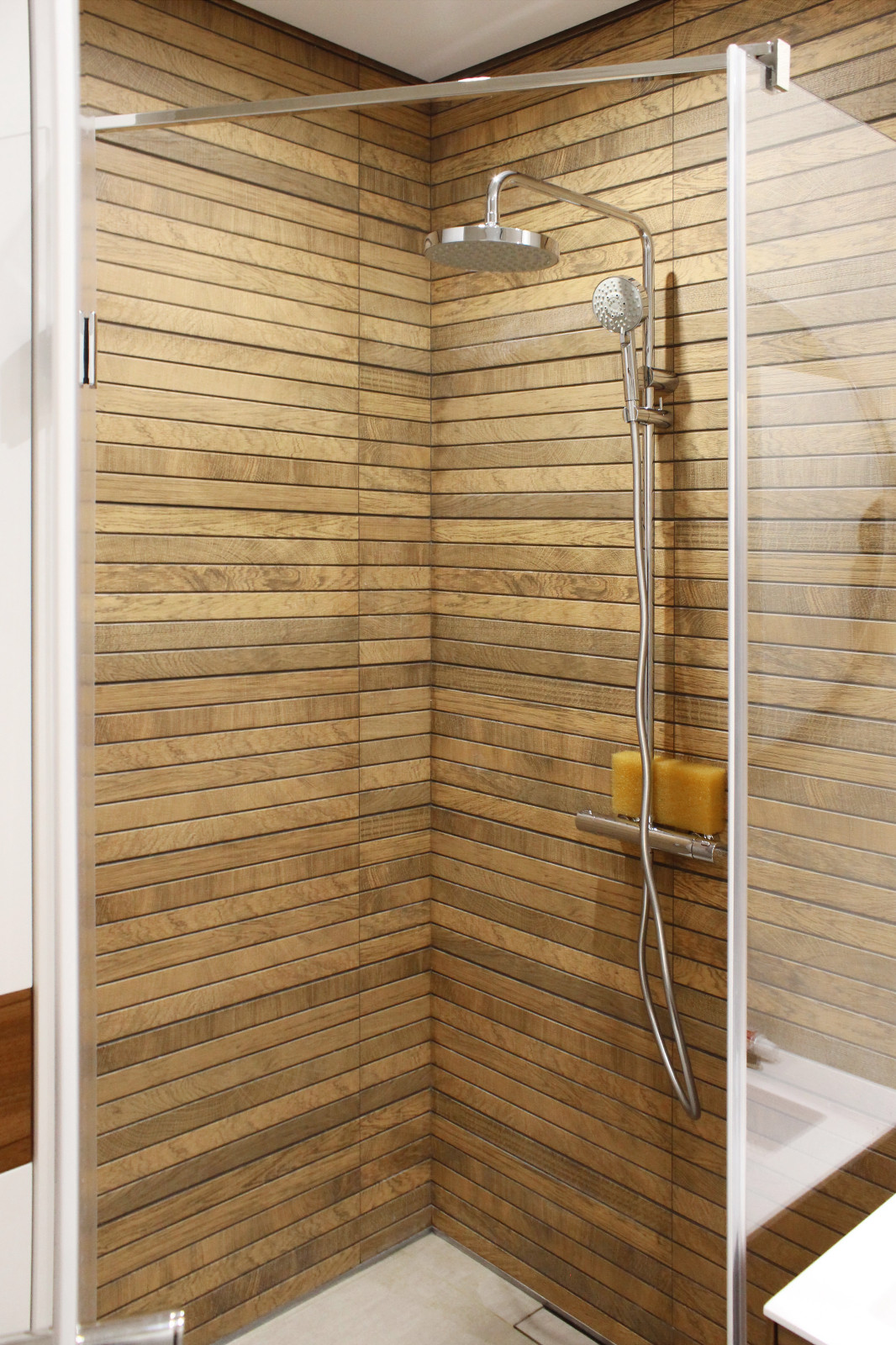 Г.Бор. Дизайнер Полина Кравчук.