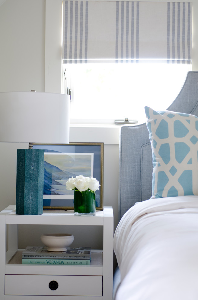 Inspiration for a coastal master bedroom remodel in San Francisco
