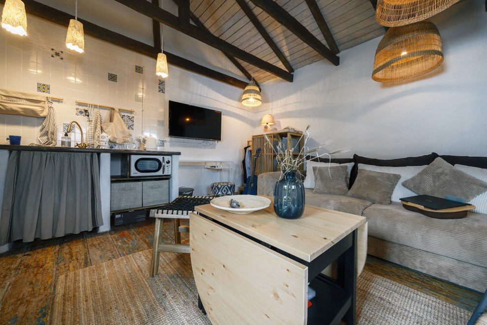 Домик у моря