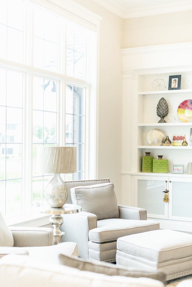 Home design - transitional home design idea in Chicago