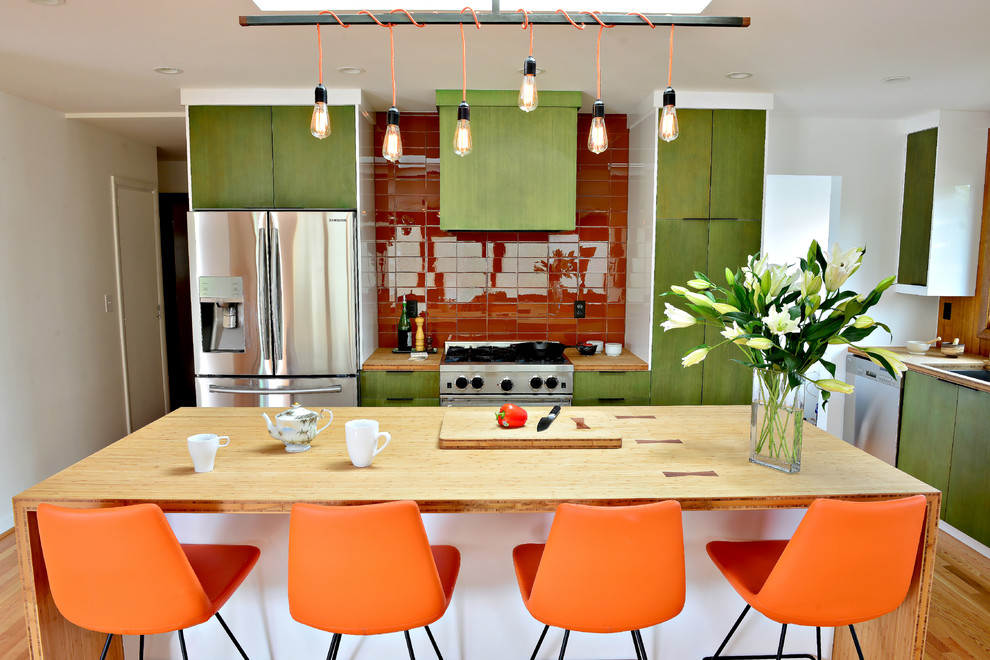 Inspiration for a 1960s home design remodel in Portland