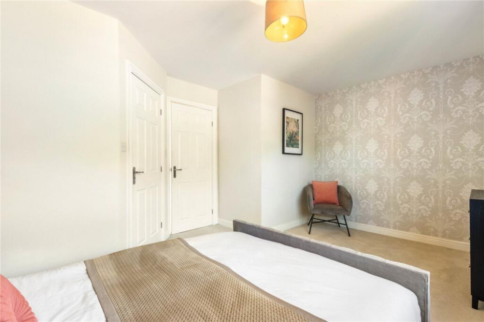 2 Sandpiper Way - Stage to Sell