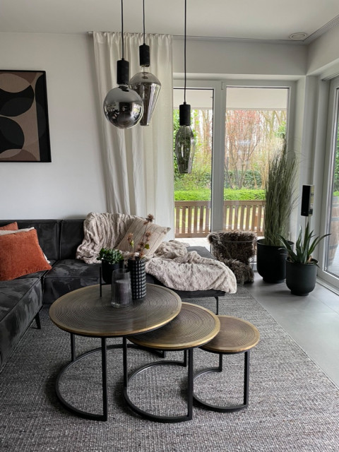 Umstyling eines Einfamilienhauses contemporary-vardagsrum