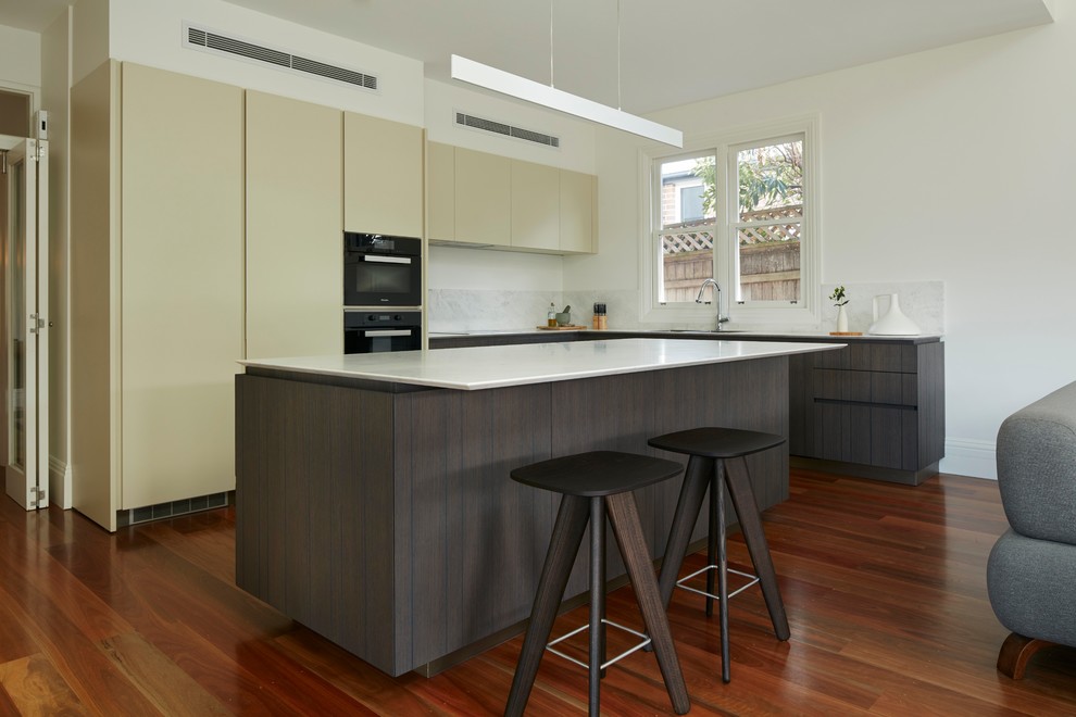 Inspiration for a contemporary kitchen in Sydney.