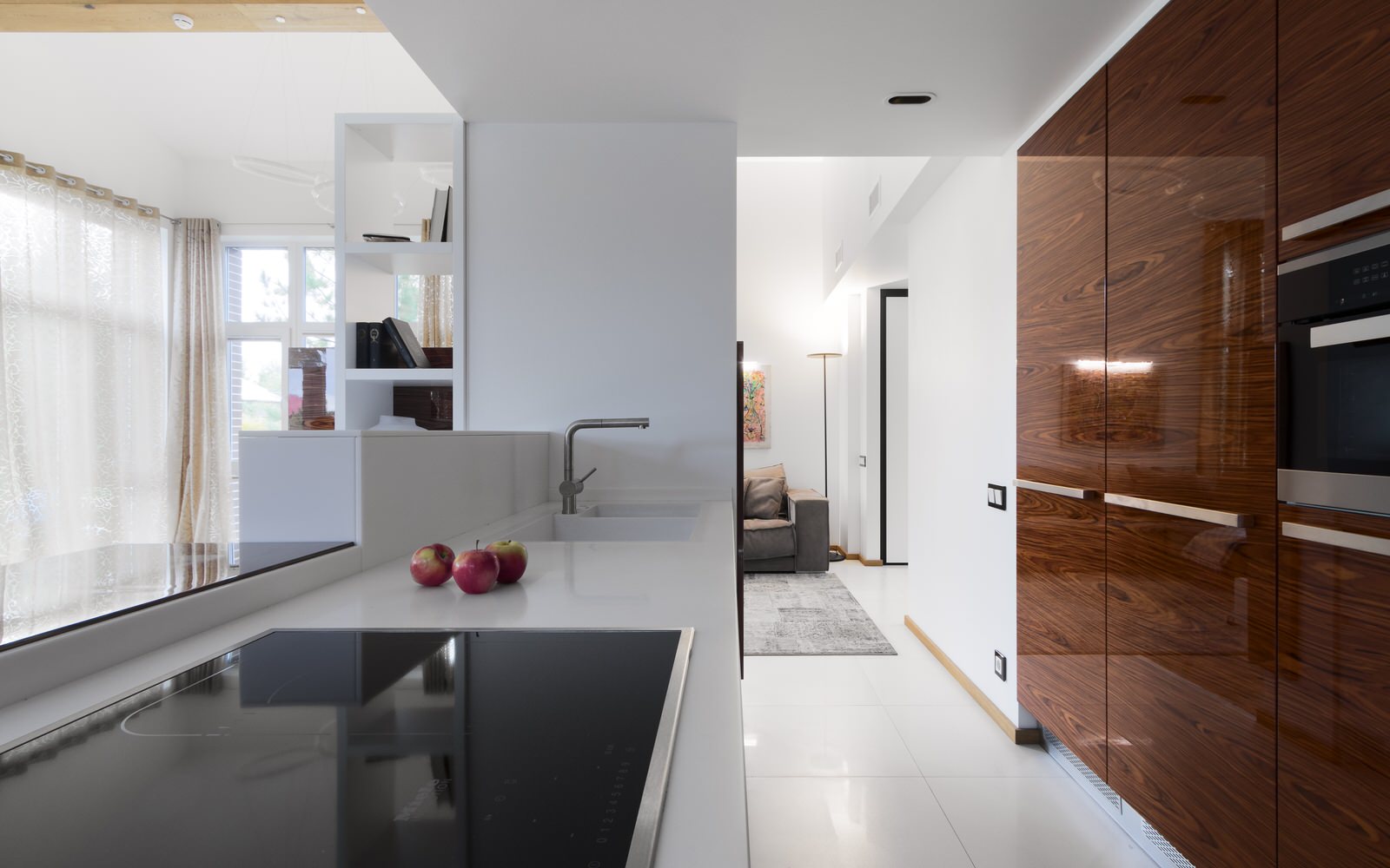 Дом у озера