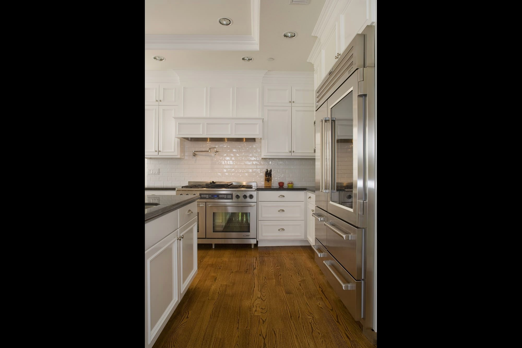 Custom Home in Toluca Lake