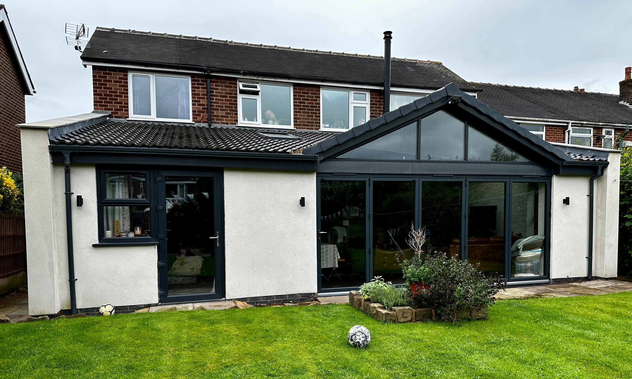 Single Storey Rear Extension with feature roof