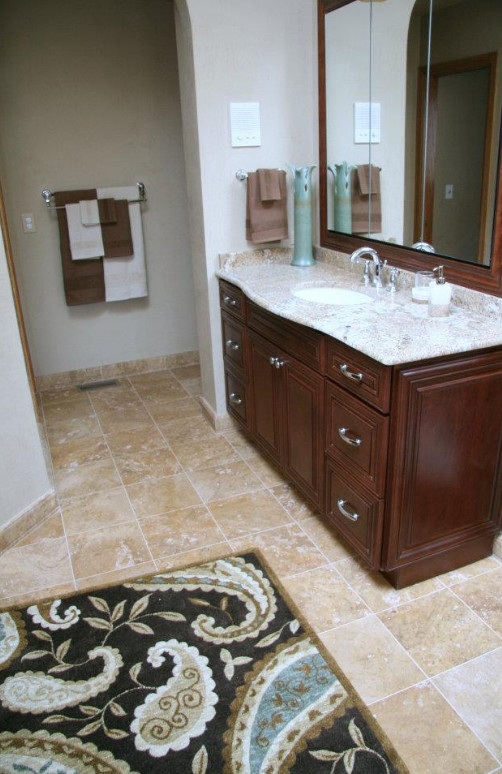Bathroom - transitional bathroom idea in Chicago