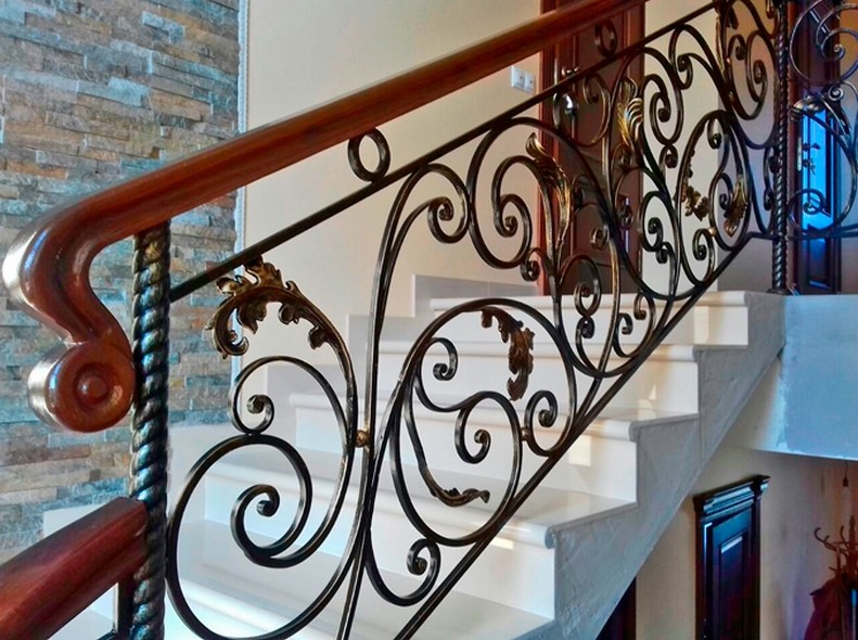 Лестницы, перила, поручни