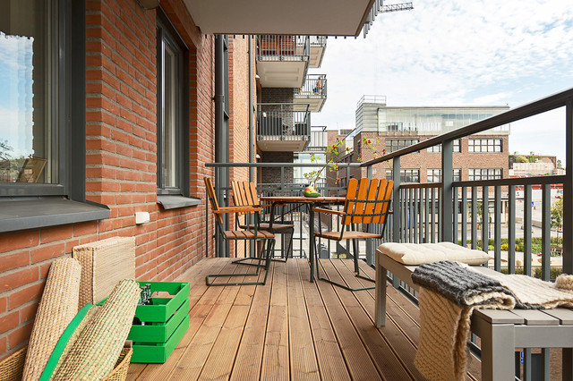 Hem till salu modern-balcony