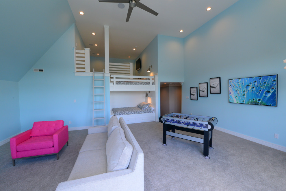 Inspiration pour une très grande chambre d'enfant avec un mur bleu, moquette et un sol gris.