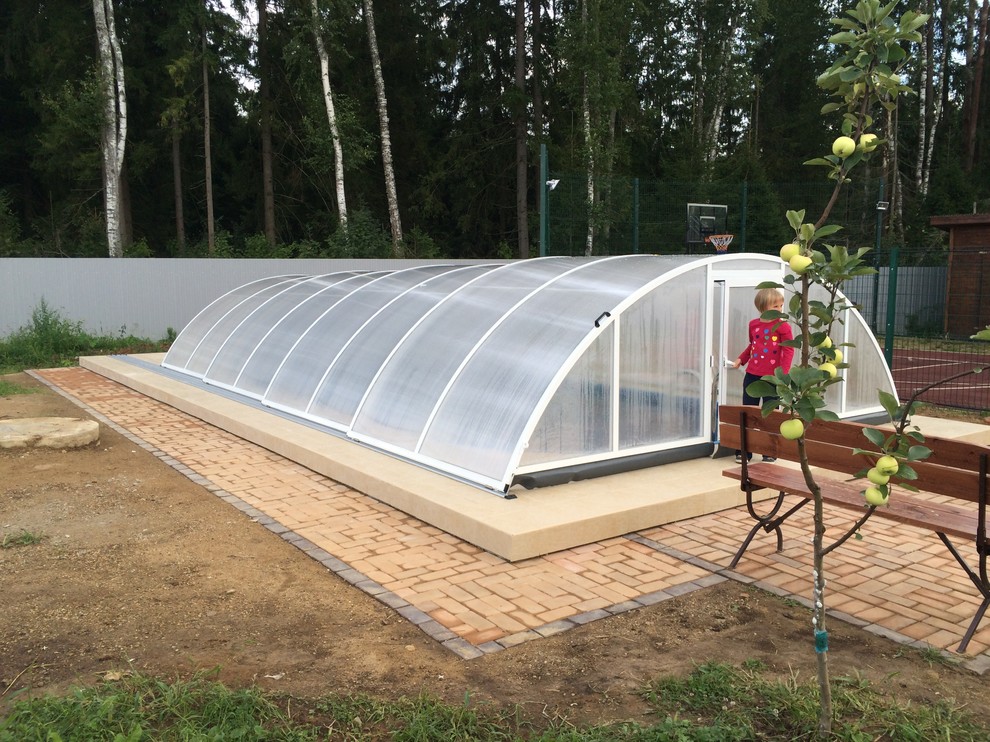 Крытый бассейн