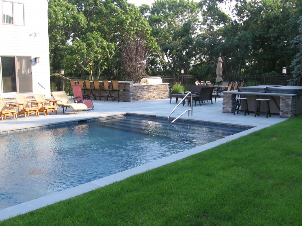 Outdoor Living Entertainment Areas & Outdoor Sport Courts