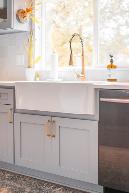 Grey Farmhouse country-kitchen