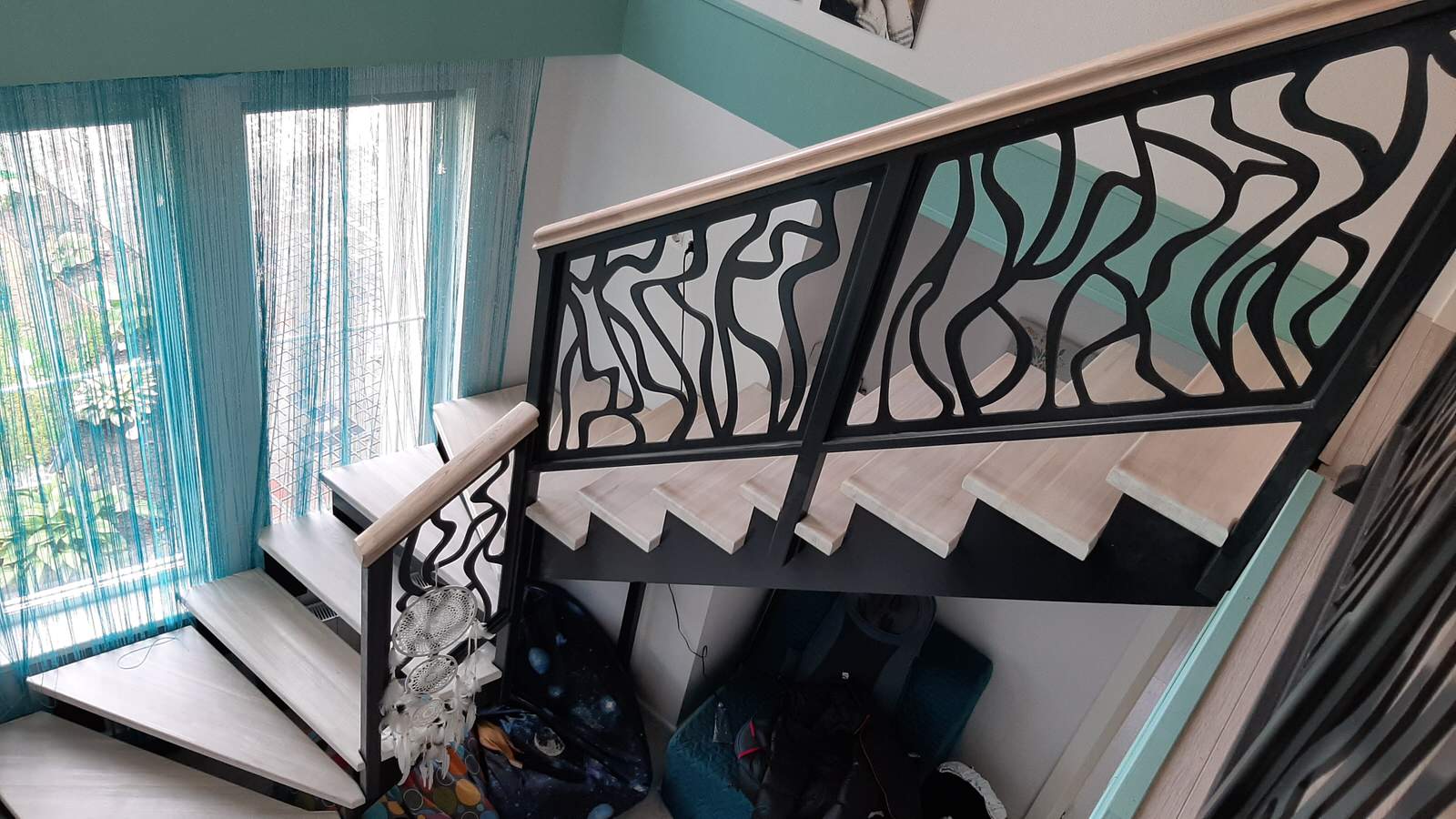 Лестница на второй этаж в каркасном доме