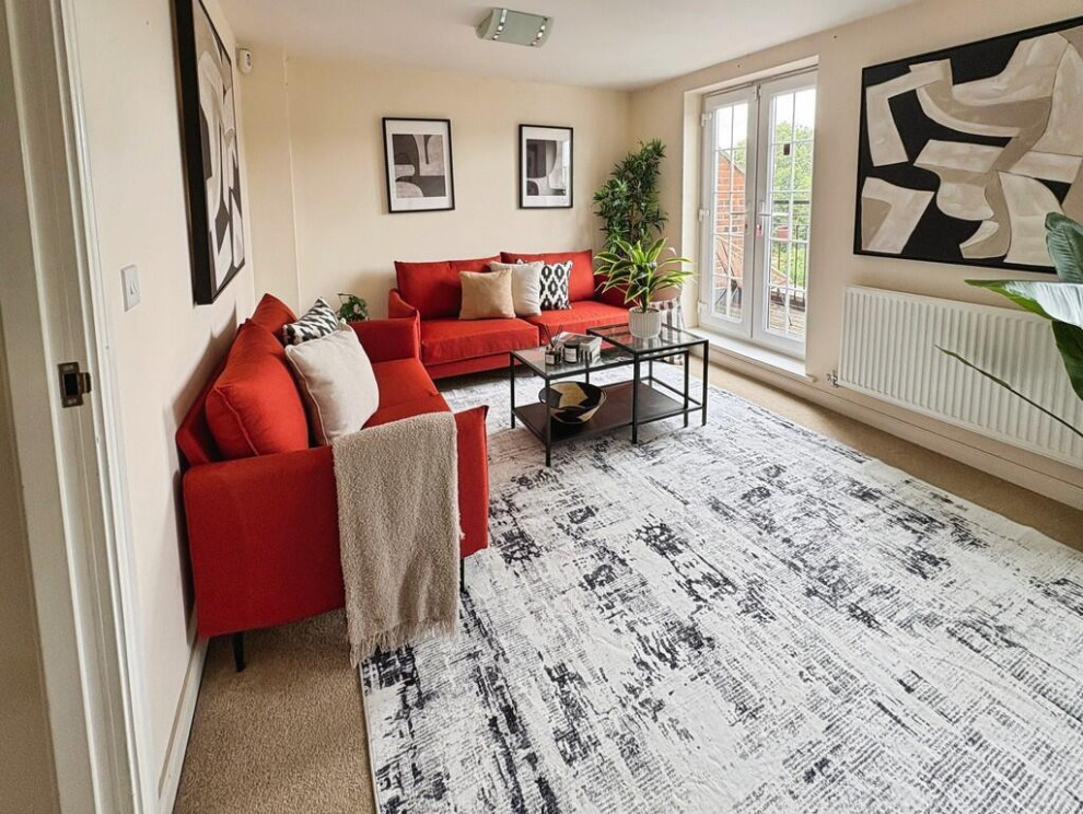 River View - Stage to Sell