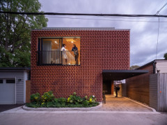 Garden Laneway House - WILLIAMSON WILLIAMSON 