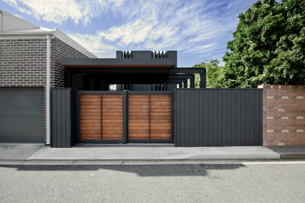 This is an example of a contemporary exterior in Newcastle - Maitland.