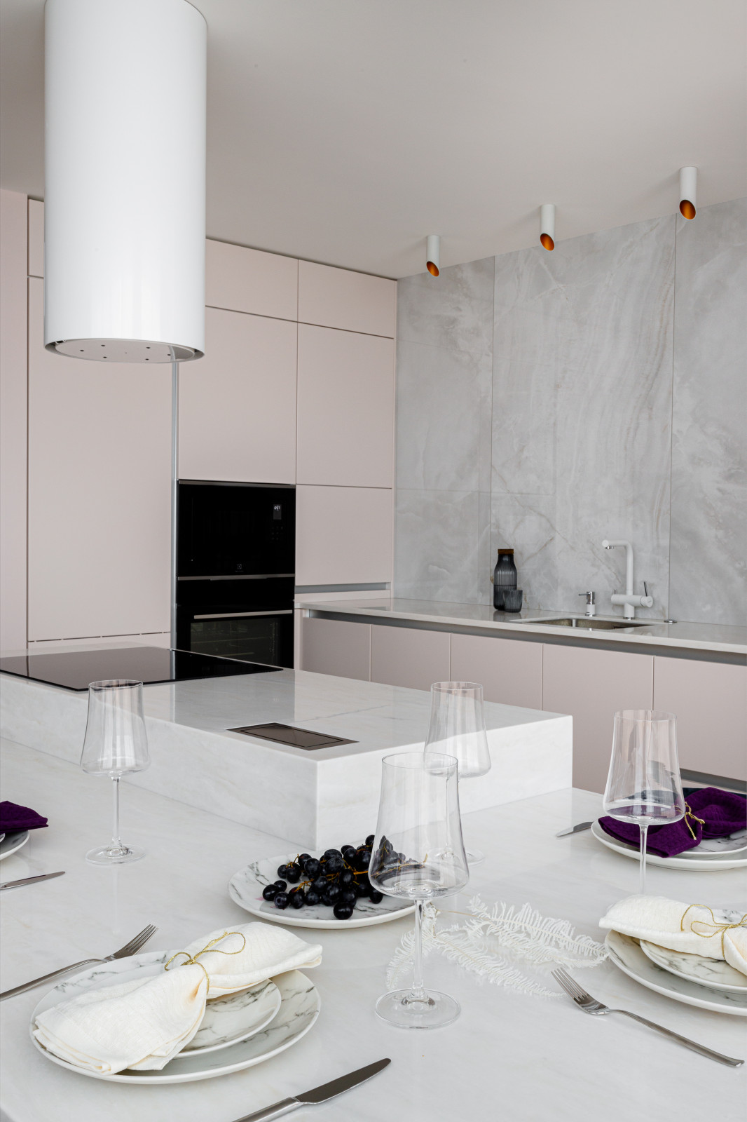 Квартира в нежных тоннах